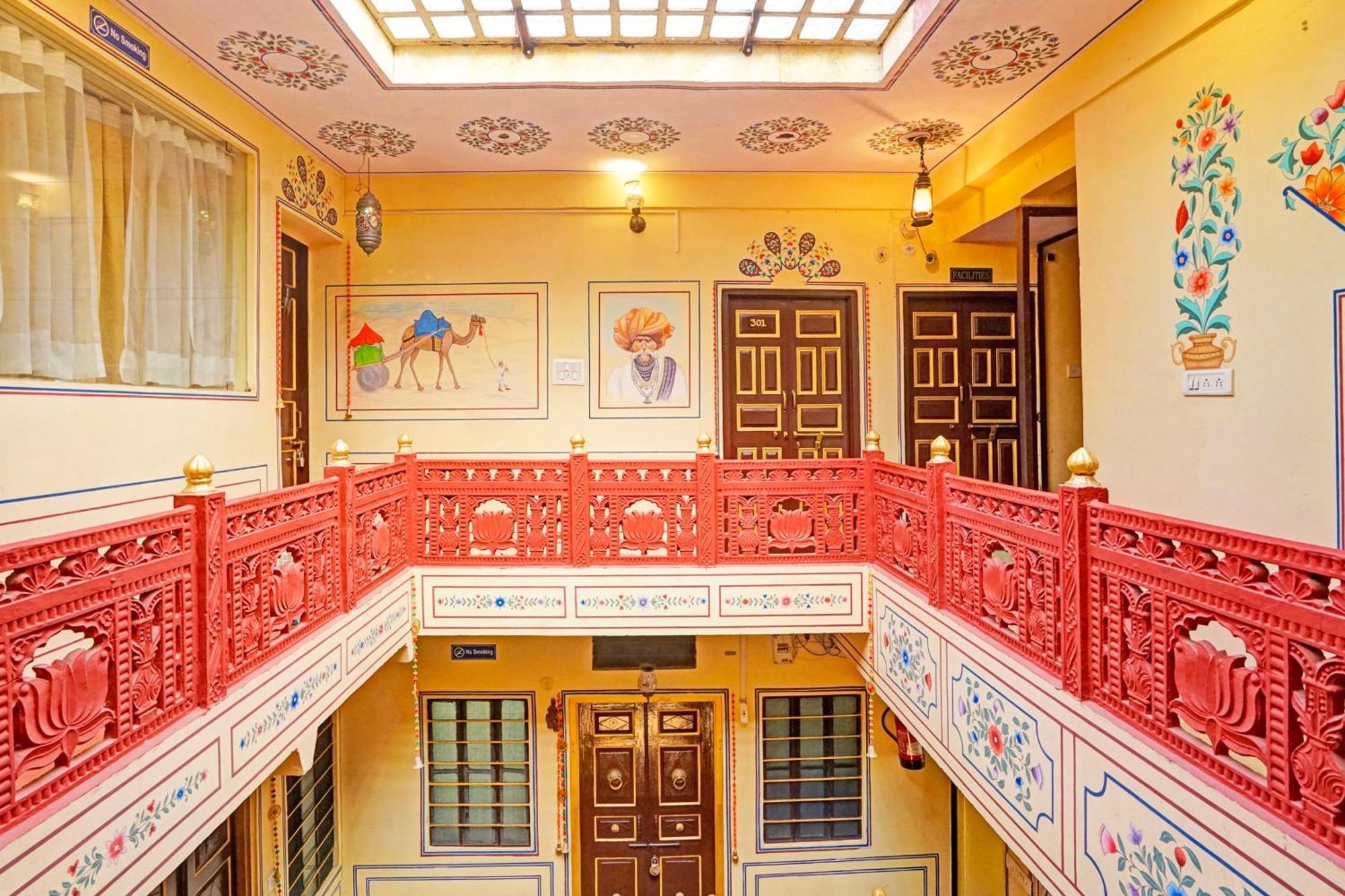 Готель Super Collection O Ramganj Near Hawa Mahal Джайпур Екстер'єр фото