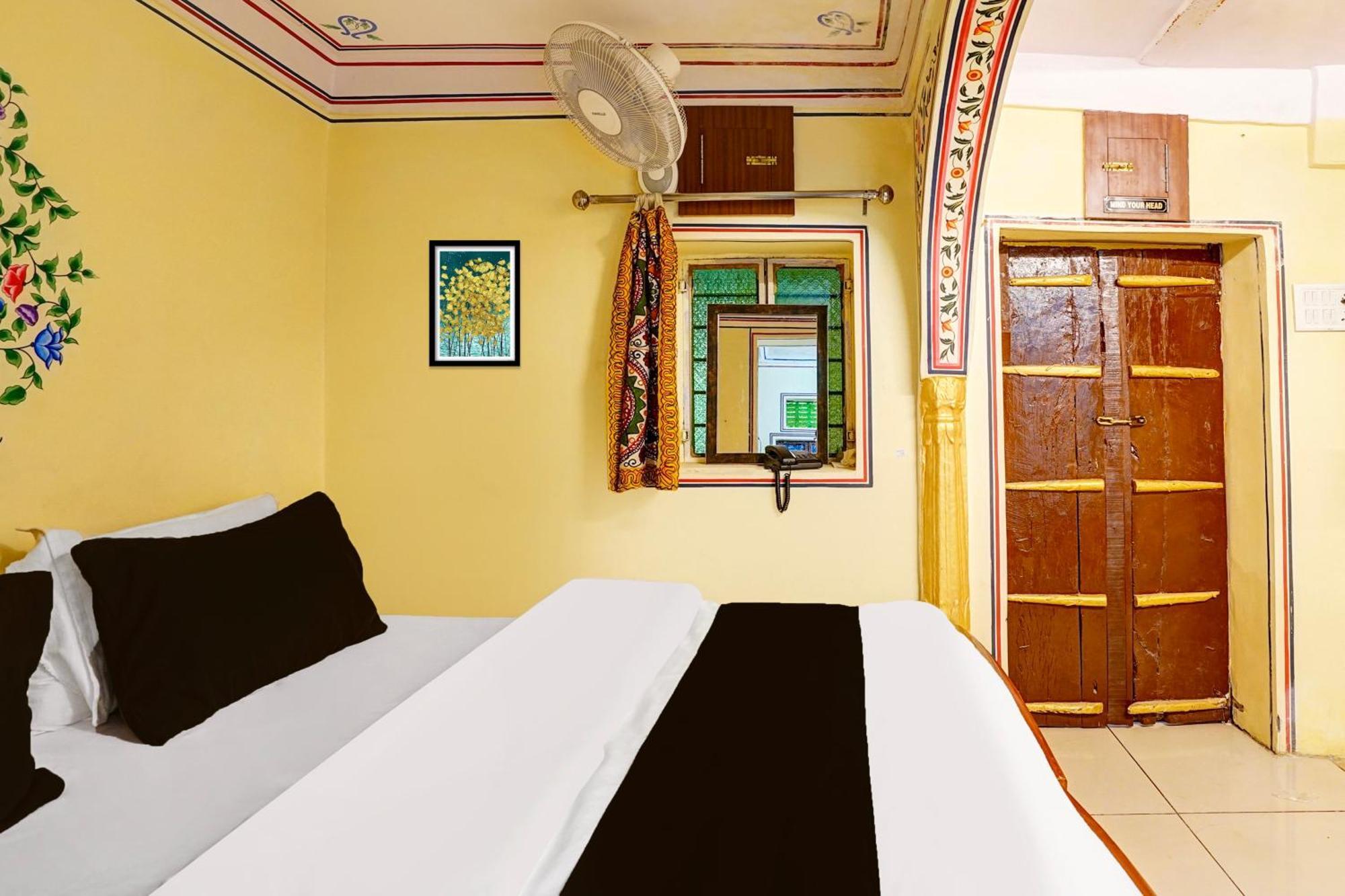 Готель Super Collection O Ramganj Near Hawa Mahal Джайпур Екстер'єр фото